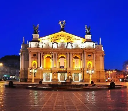 Apartment Romantic Near Opera With Air-conditioning Lviv