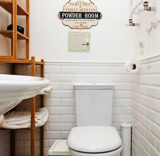 Romantic Near Opera With Air-conditioning Leópolis