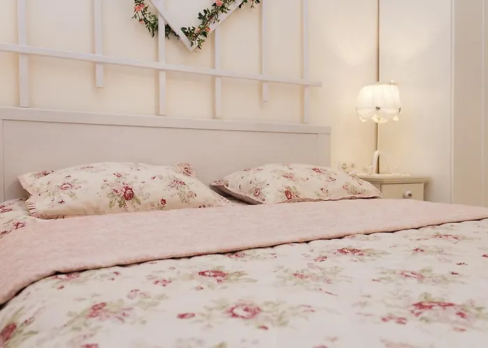 Romantic Near Opera With Air-conditioning إلفيف