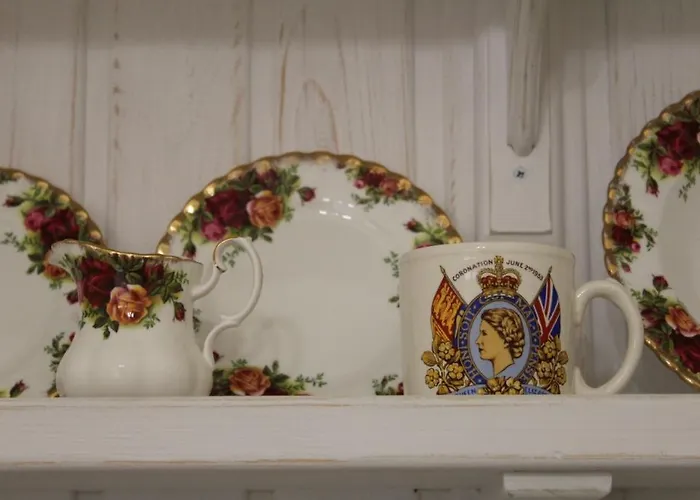 Romantic Near Opera With Air-conditioning