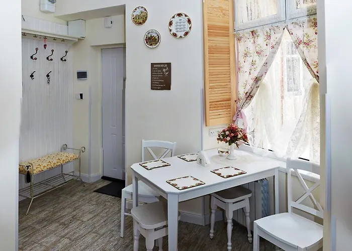 Romantic Near Opera With Air-conditioning إلفيف