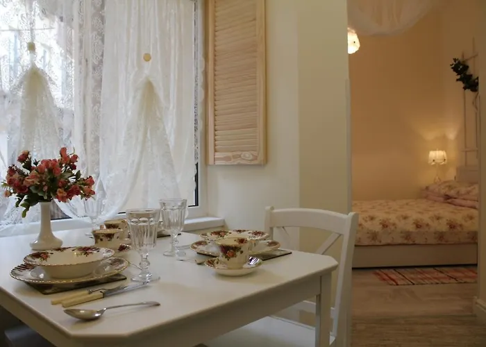 Romantic Near Opera With Air-conditioning إلفيف